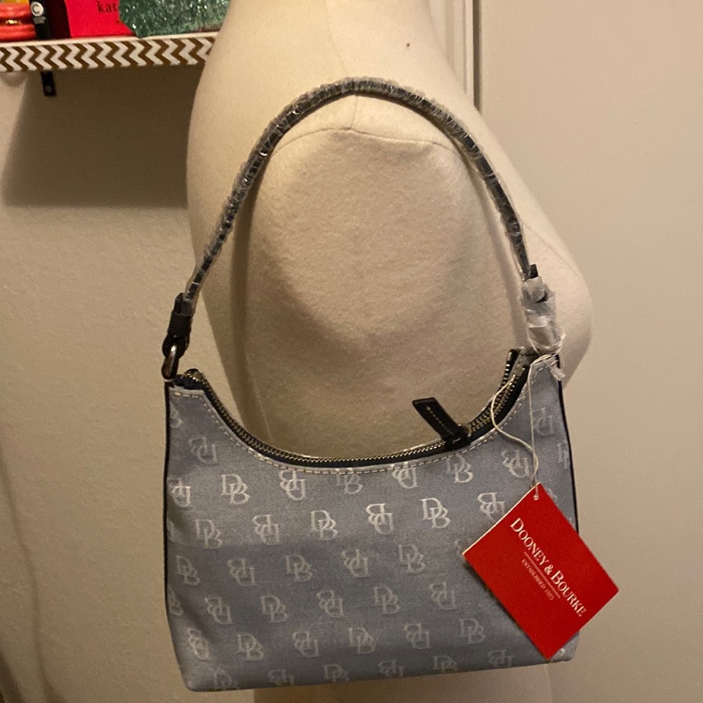 Dooney & Bourke